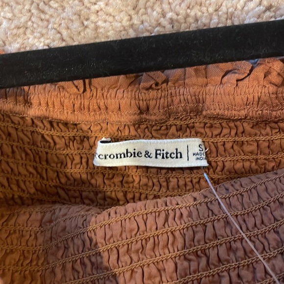 NWT A&F romper - Picture 2 of 3